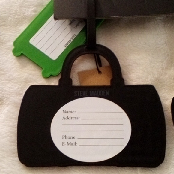 STEVE MADDEN TRAVEL 4 PIECE LUGGAGE TAG SET - Picture 4 of 7